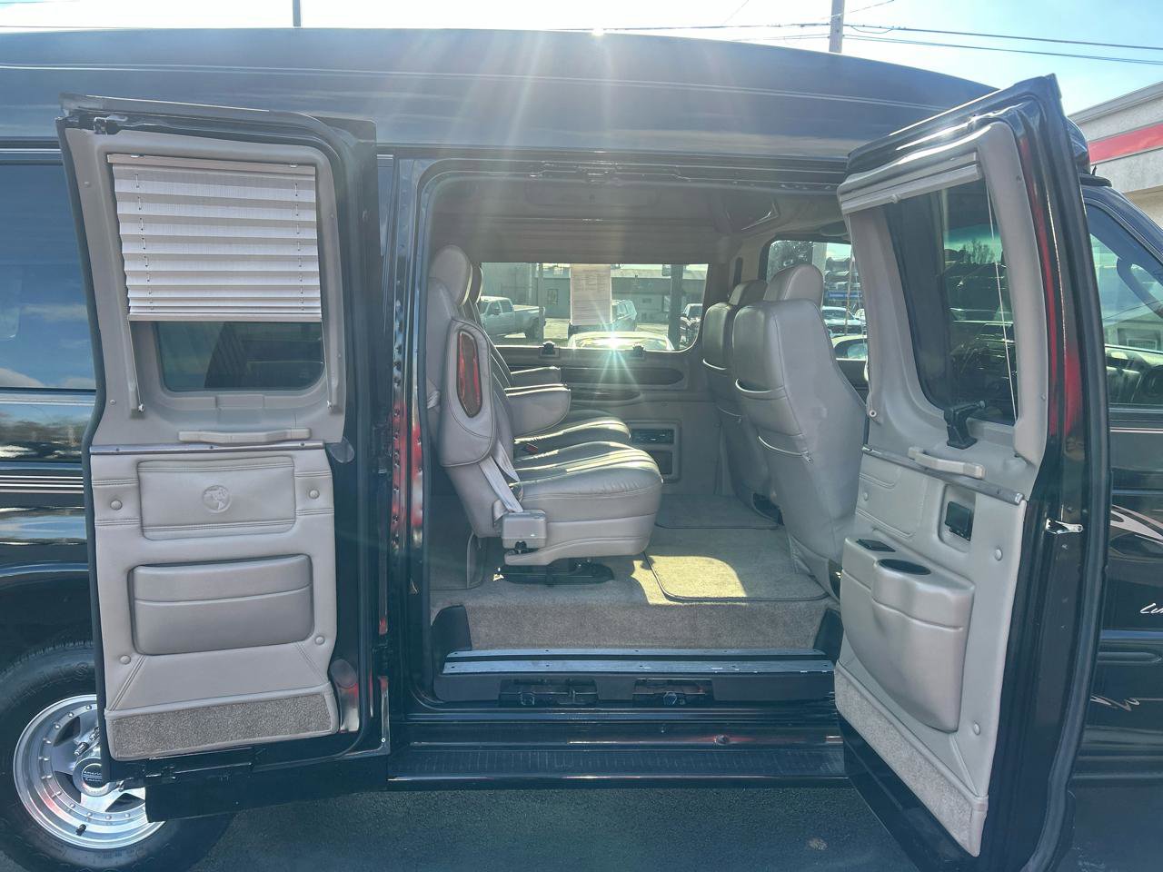 Used 2012 Ford E-150 and Econoline 150 w/ RV Plus Pkg image 19