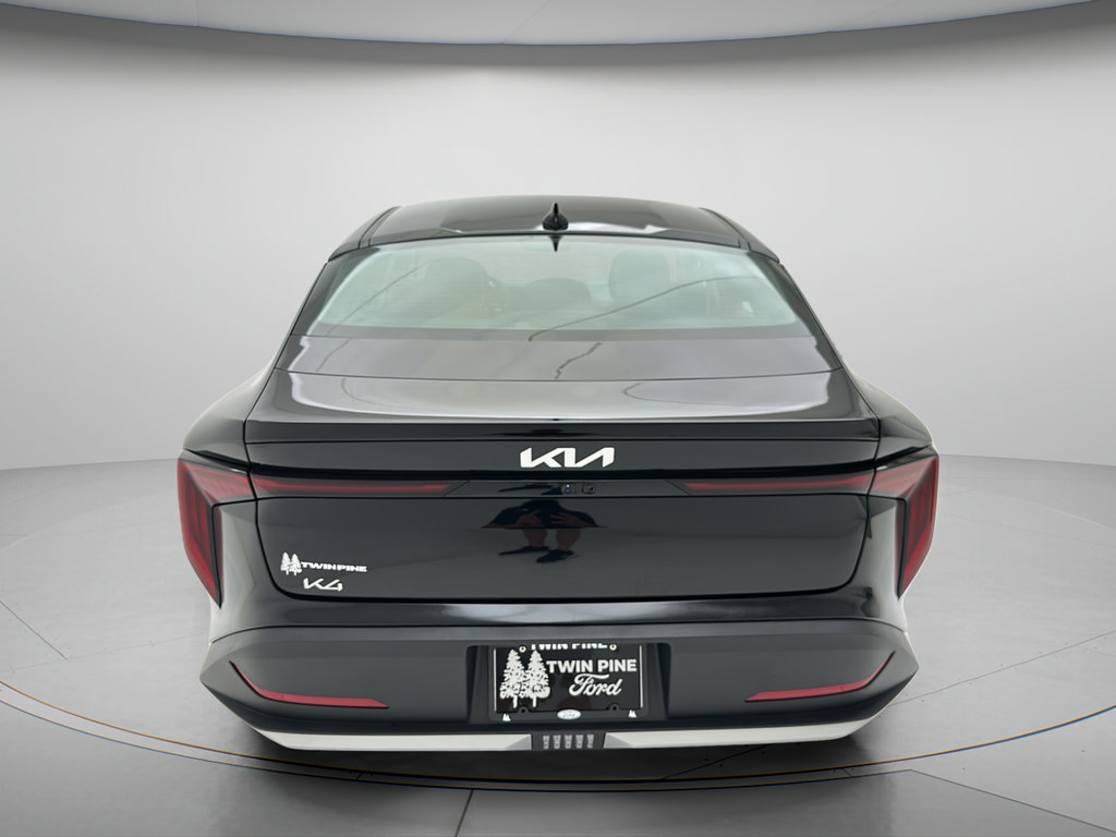 Used 2025 Kia K4 FWD image 8