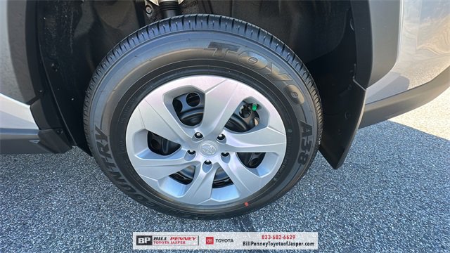 New 2025 Toyota RAV4 LE image 18