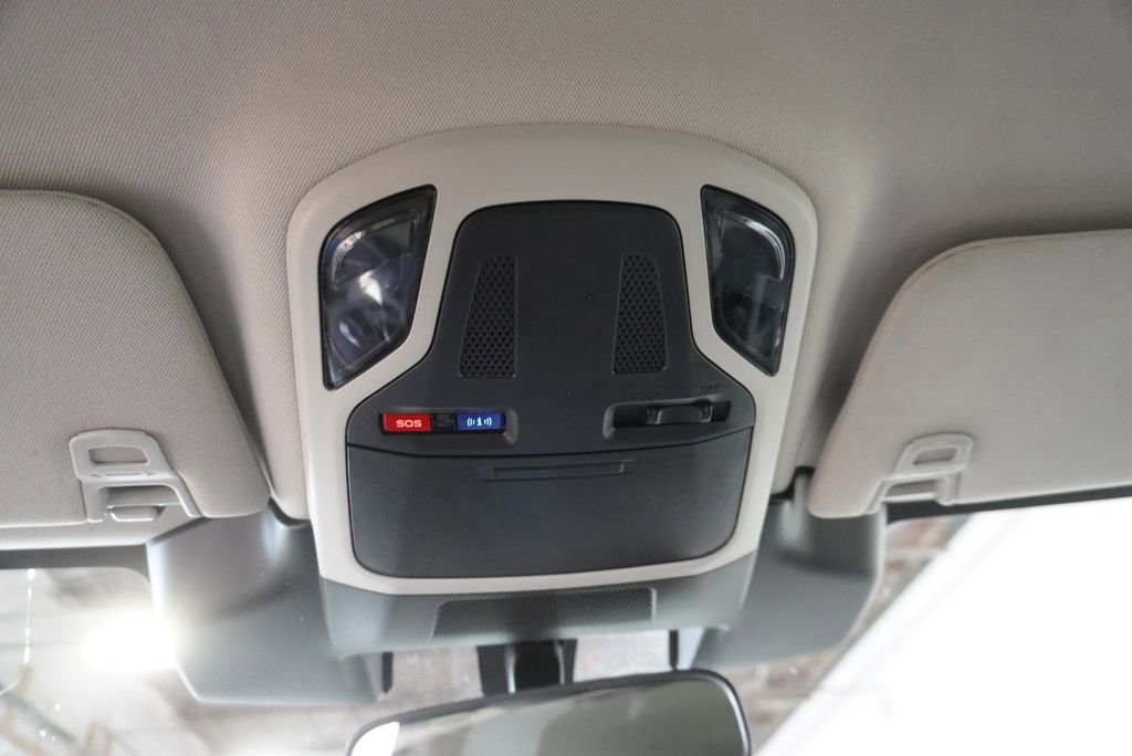 Used 2024 Subaru Outback Premium image 25