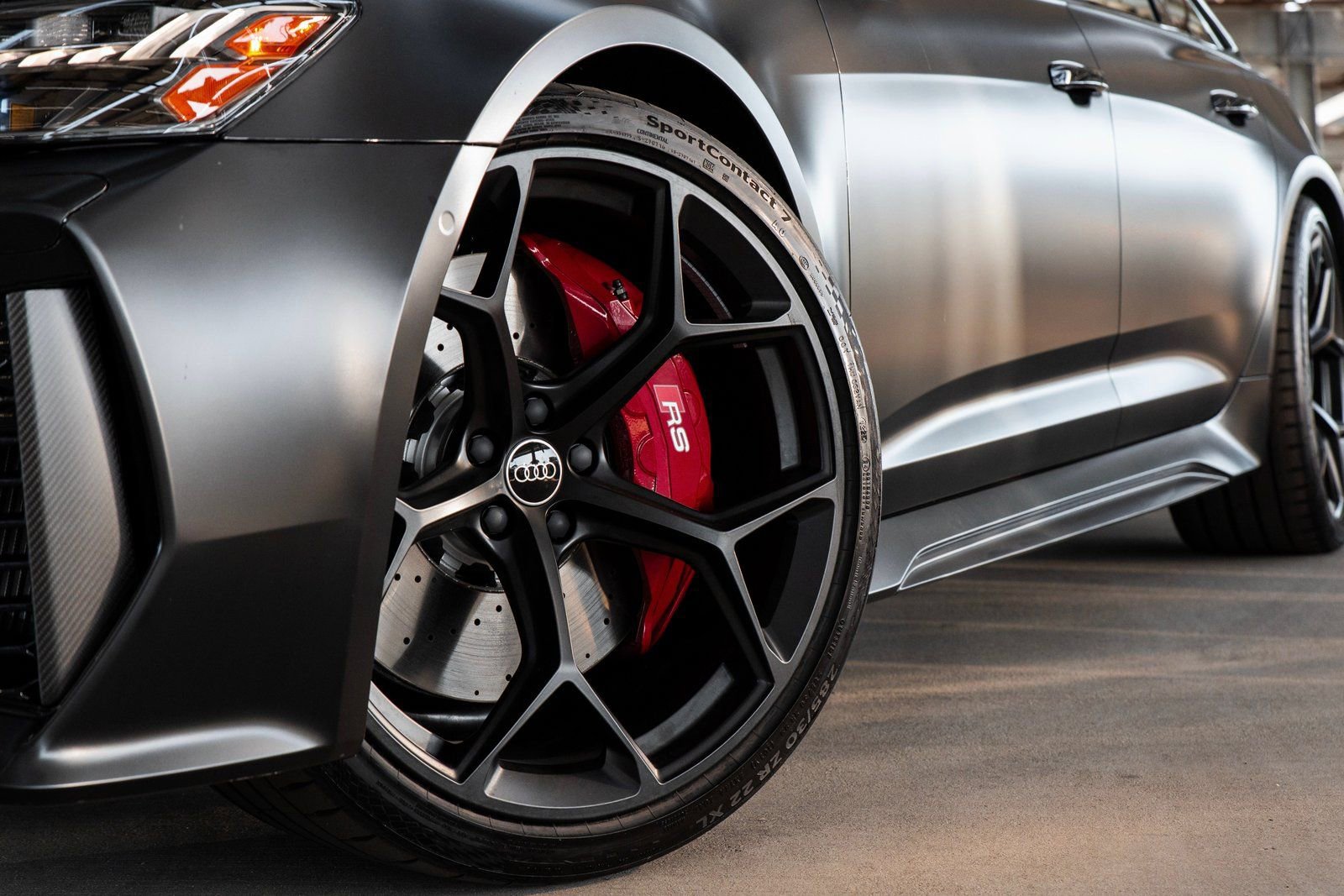 New 2026 Audi RS 6 performance image 2