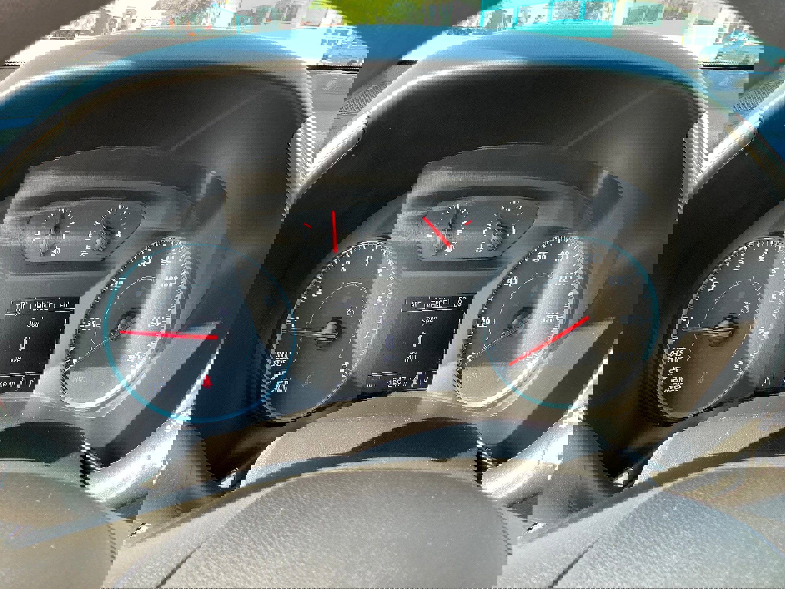 Used 2019 Chevrolet Equinox LS image 5