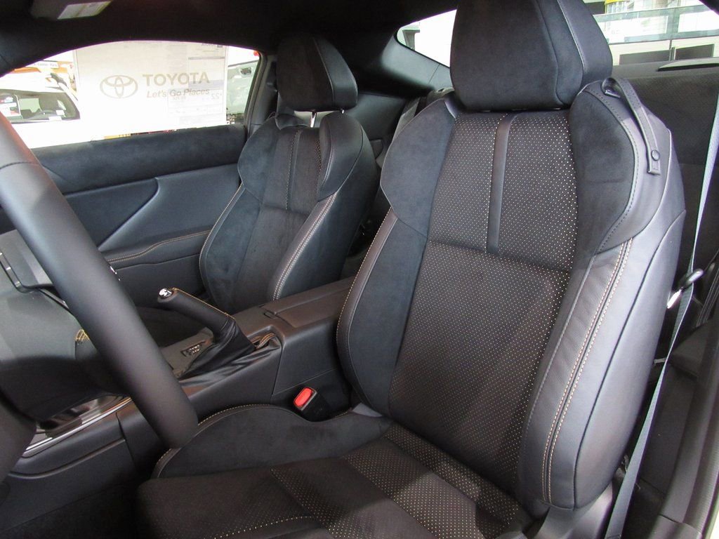 New 2026 Toyota GR86 YUZU Limited image 12