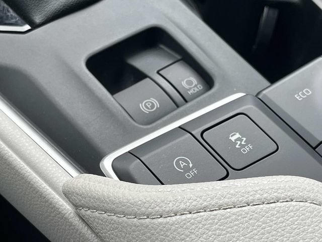 Used 2024 Toyota Grand Highlander AWD image 36