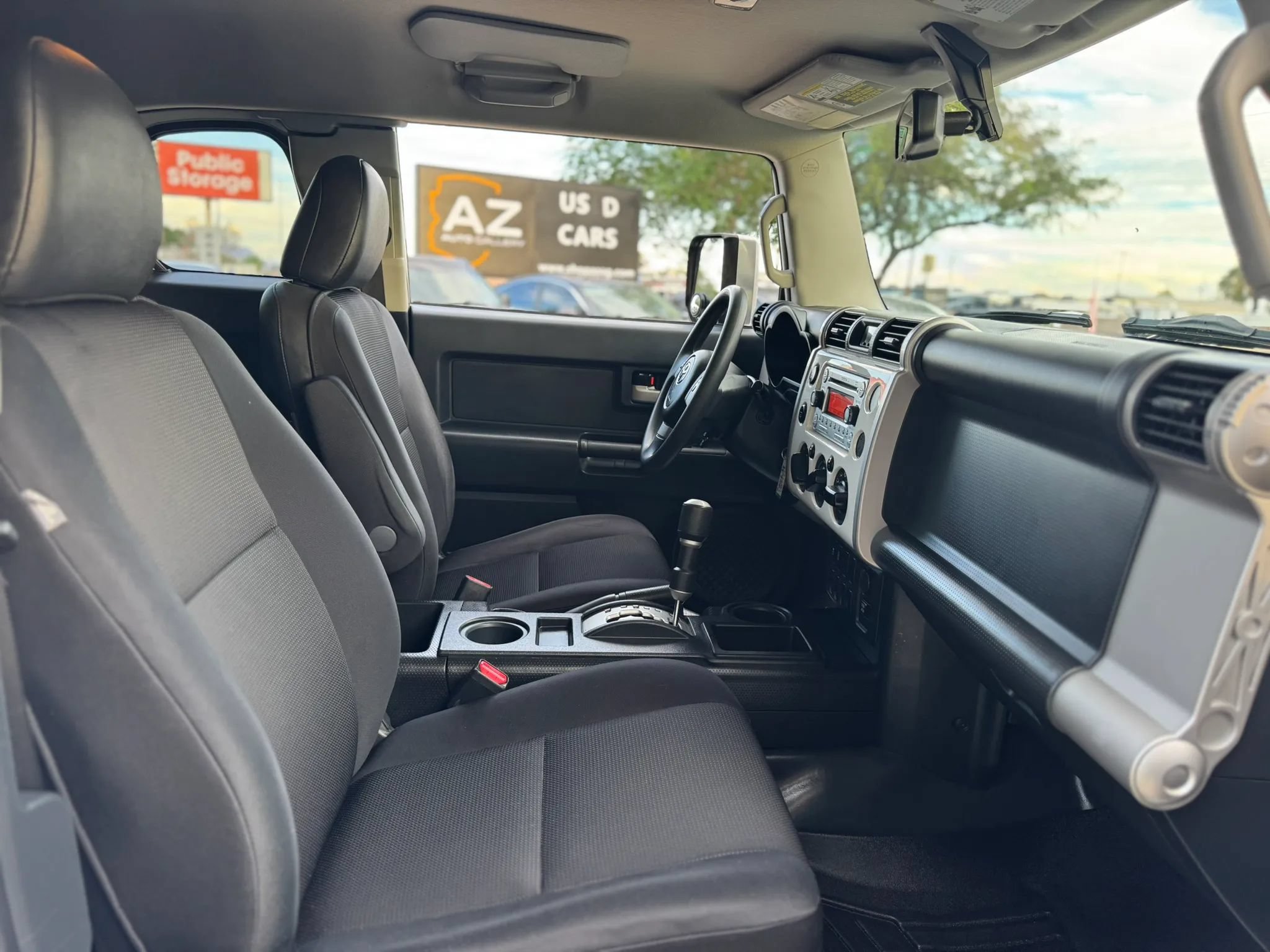 Used 2013 Toyota FJ Cruiser 2WD w/ Convenience Pkg image 23