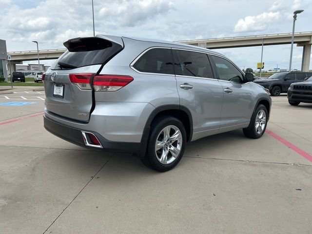 Used 2018 Toyota Highlander Limited FWD image 16