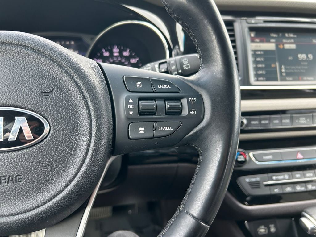 Used 2018 Kia Sedona SX Limited FWD image 16