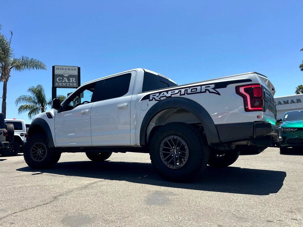 Used 2019 Ford F150 Raptor w/ Equipment Group 802A Luxury AWD/4WD image 3