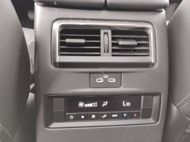 Used 2024 MAZDA CX-90 3.3 Turbo w/ Premium Package image 14