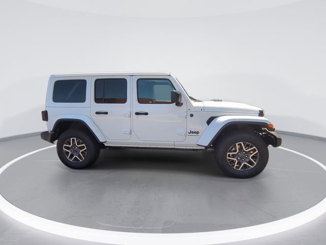 New 2025 Jeep Wrangler Unlimited Sahara AWD/4WD image 9