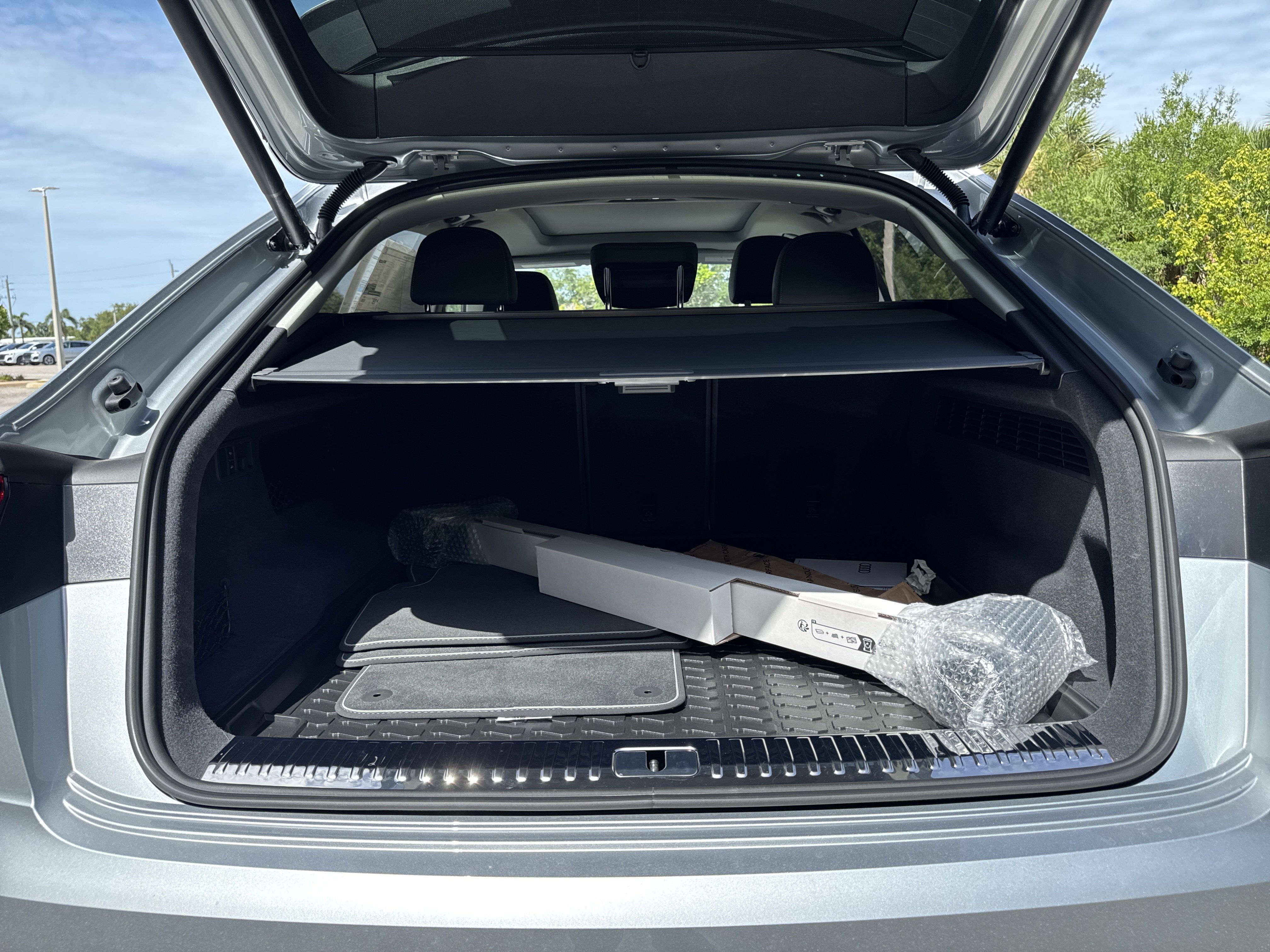 New 2026 Audi Q8 Premium Plus AWD/4WD image 9