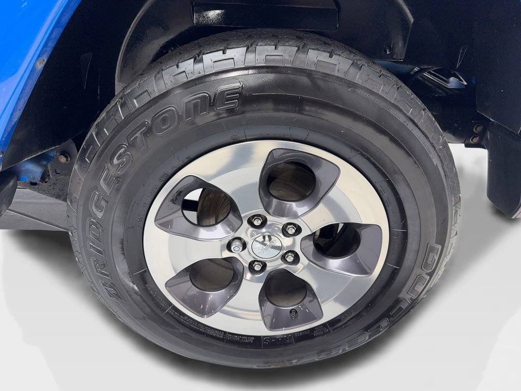 Used 2016 Jeep Wrangler Unlimited Sahara w/ Max Tow Package image 81