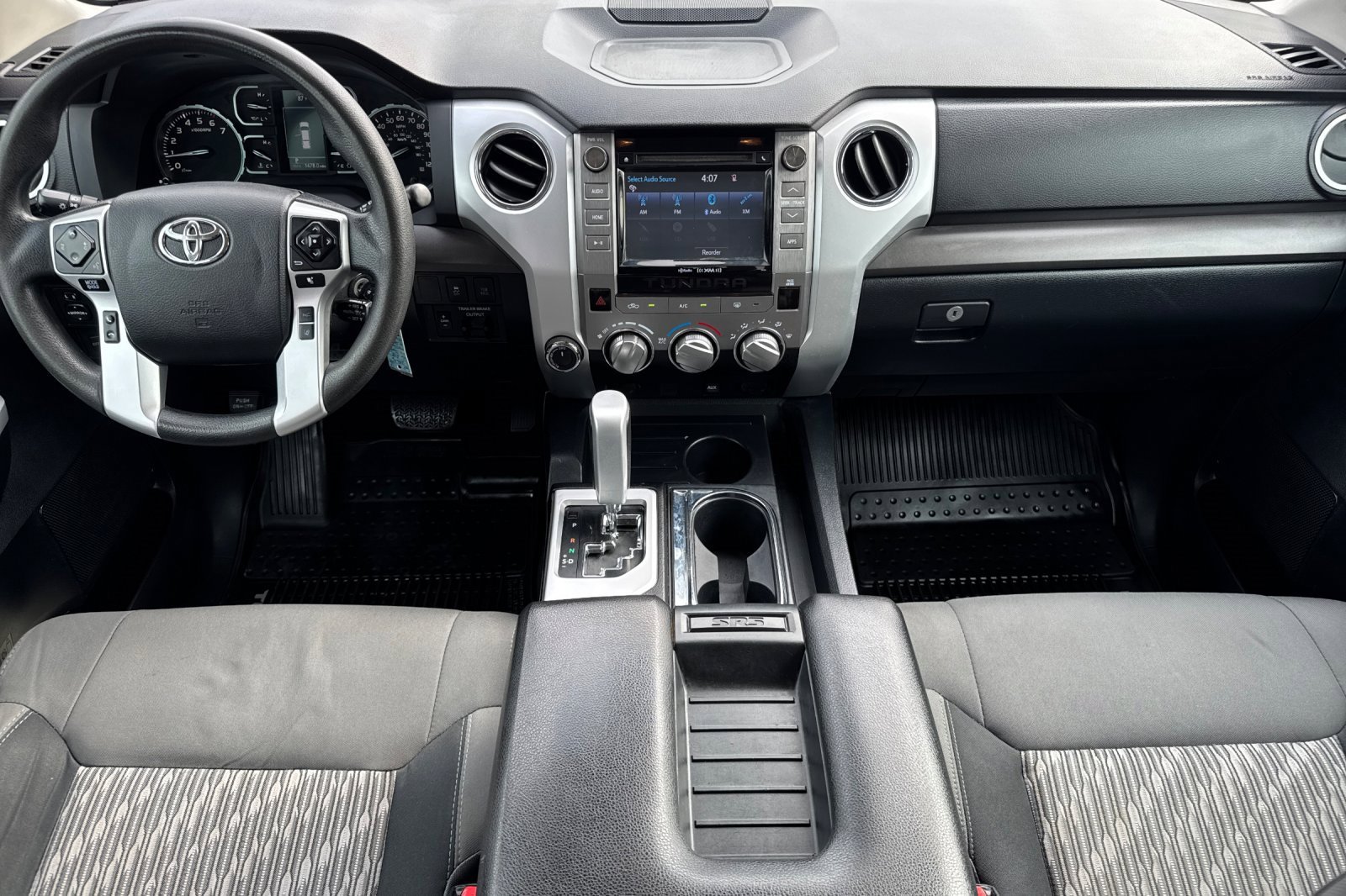 Used 2018 Toyota Tundra SR5 w/ SR5 Upgrade Package image 14