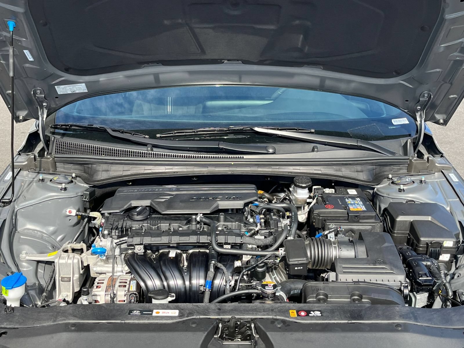 Used 2026 Hyundai Elantra Sport FWD image 28