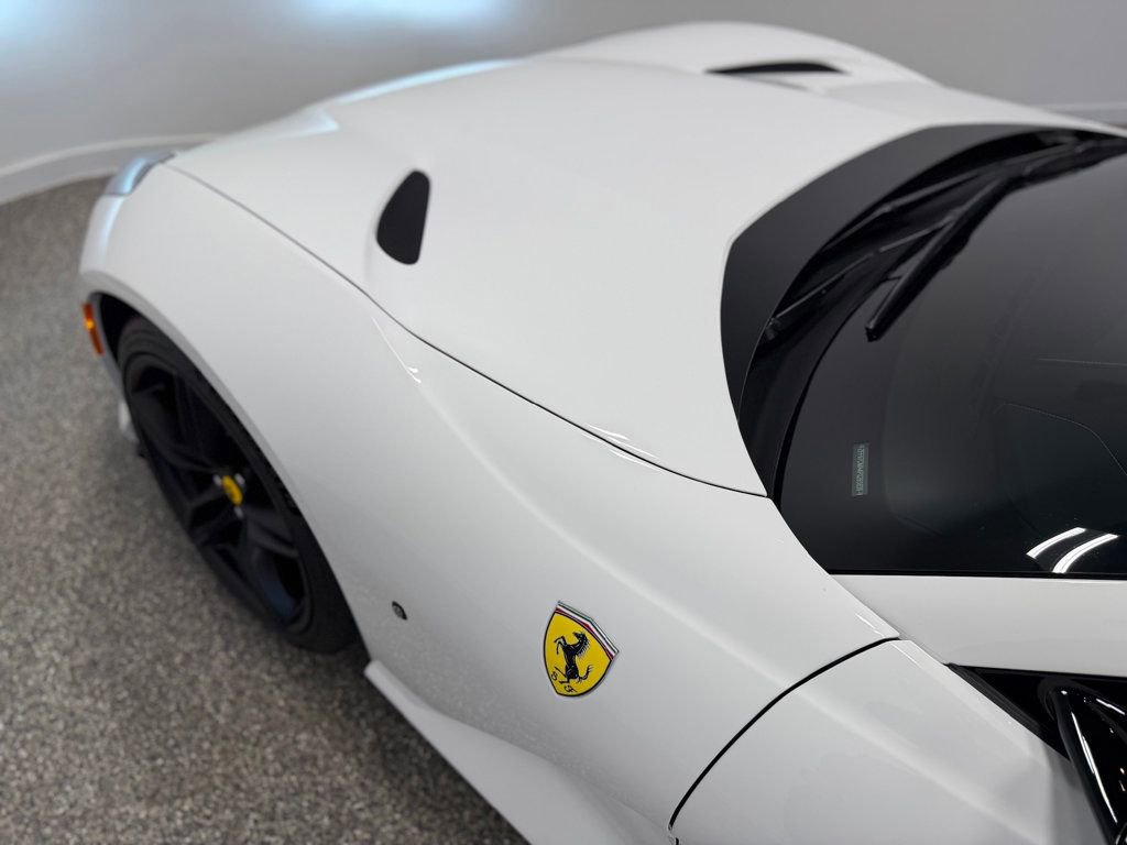 Used 2023 Ferrari 812 GTS RWD image 22