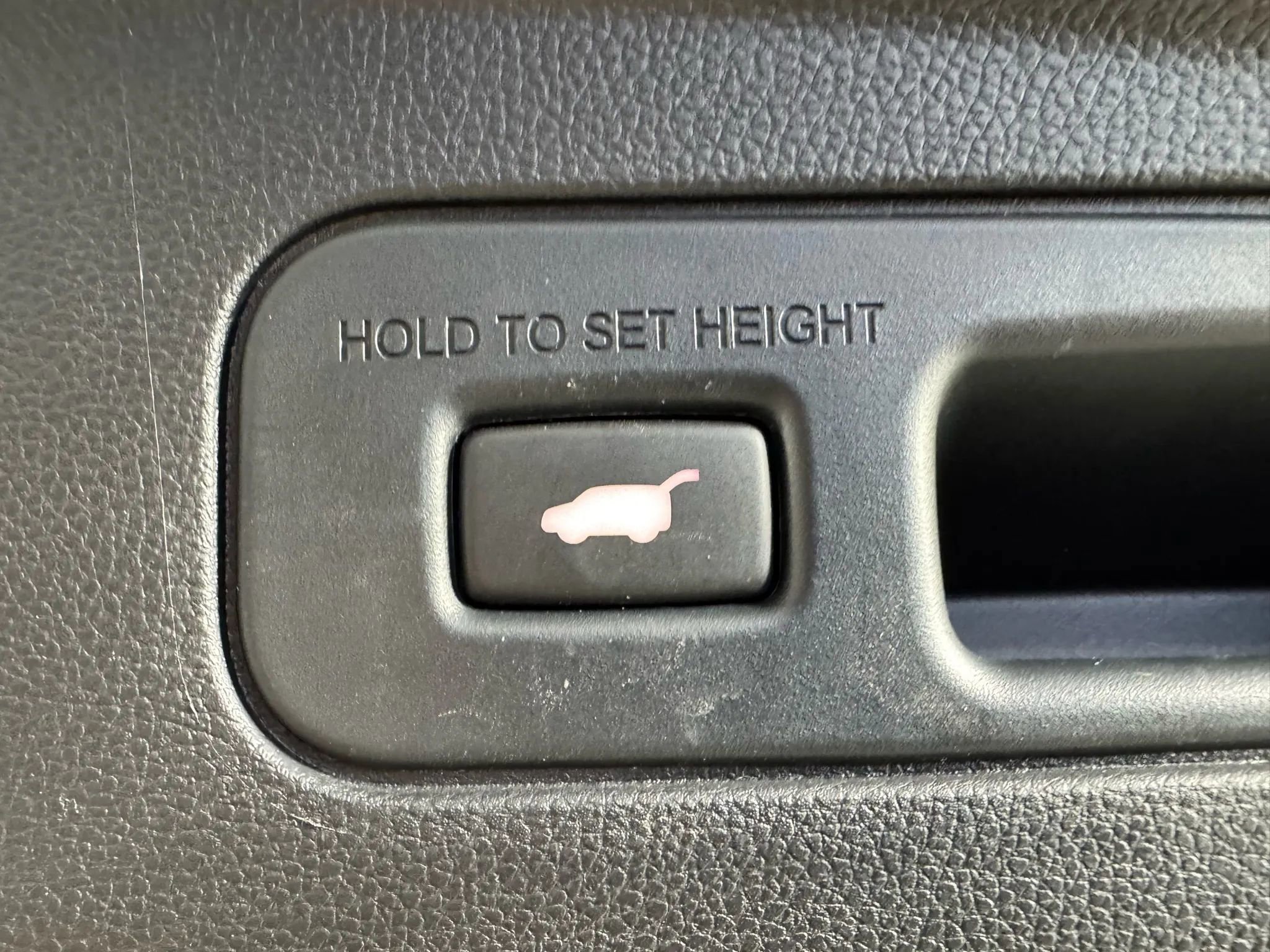 Used 2022 Acura MDX SH-AWD image 30