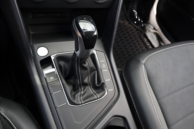 Certified 2022 Volkswagen Taos SE FWD image 27