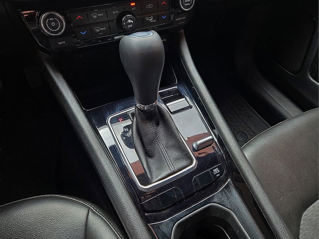 Used 2023 Jeep Compass Altitude w/ Convenience Group image 30