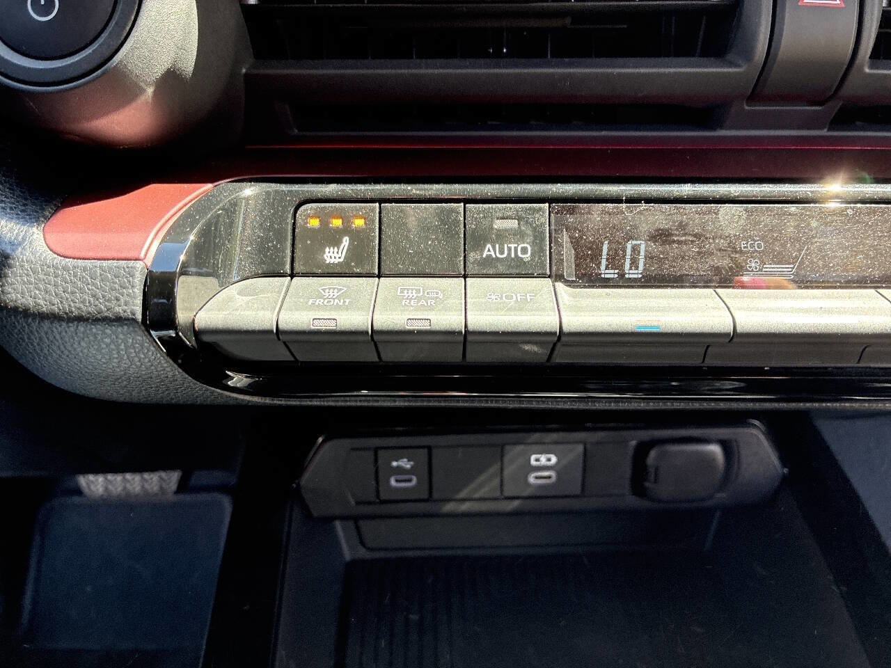 Used 2023 Toyota Prius Prime FWD image 25