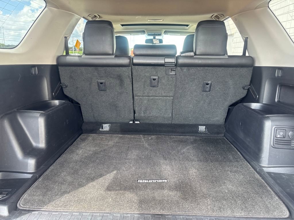 Used 2019 Toyota 4Runner SR5 Premium image 31