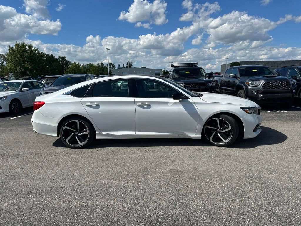 Used 2021 Honda Accord Sport image 10