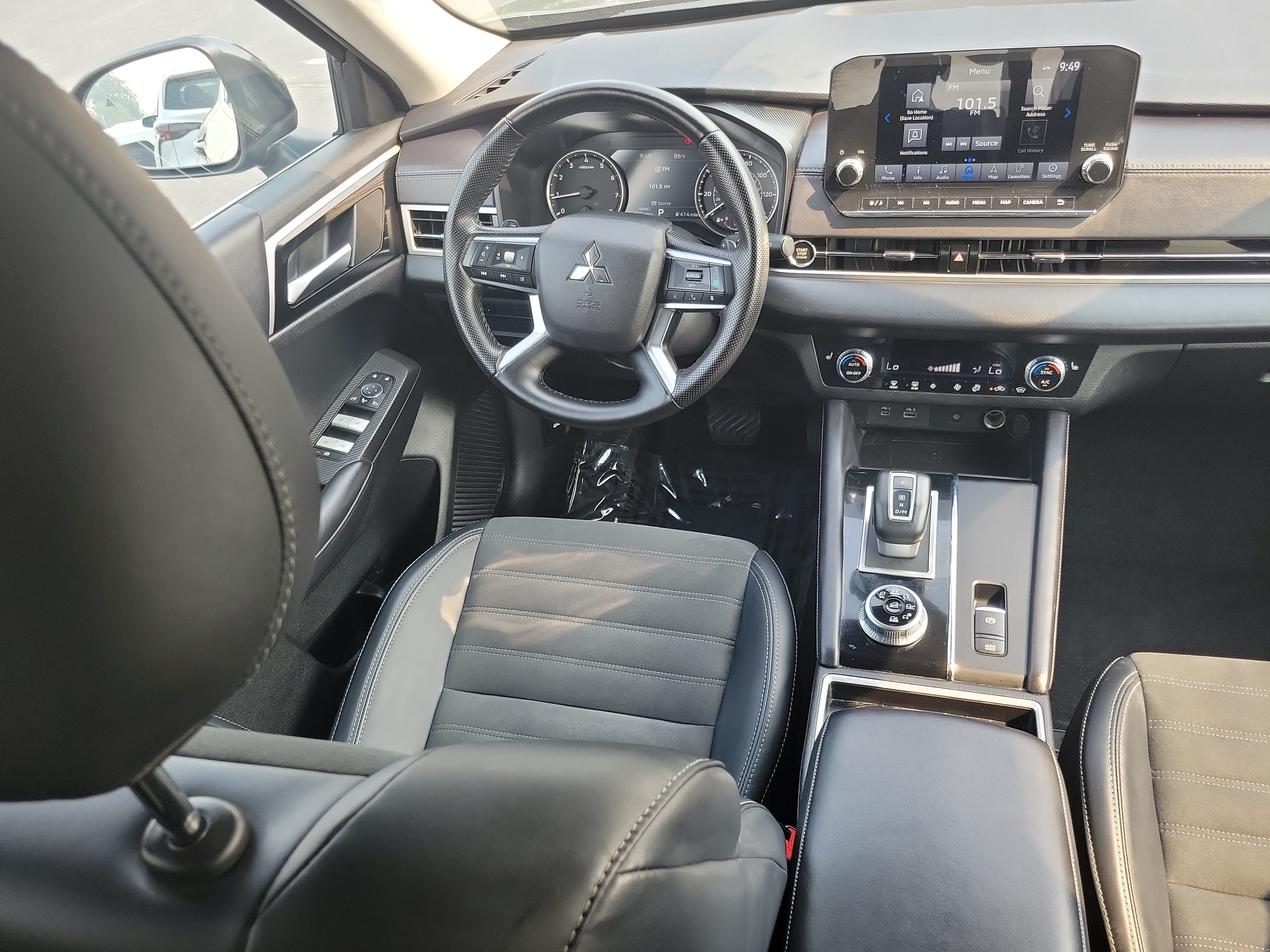 Used 2024 Mitsubishi Outlander SE AWD/4WD image 17