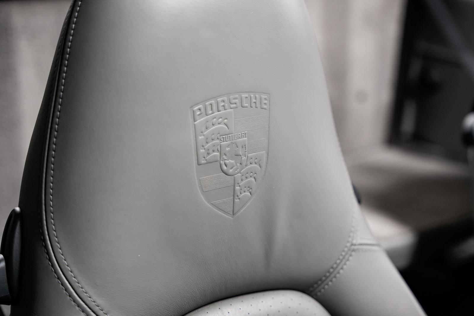 Used 2004 Porsche 911 Turbo AWD/4WD image 29