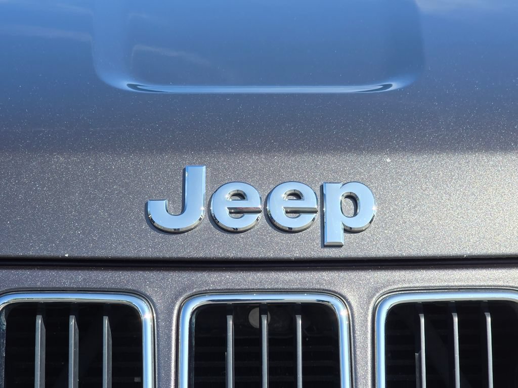 Used 2015 Jeep Grand Cherokee Laredo w/ Quick Order Package 23E AWD/4WD image 30