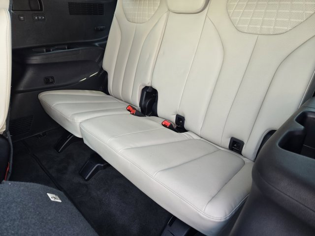 Used 2024 Hyundai Palisade Limited image 30