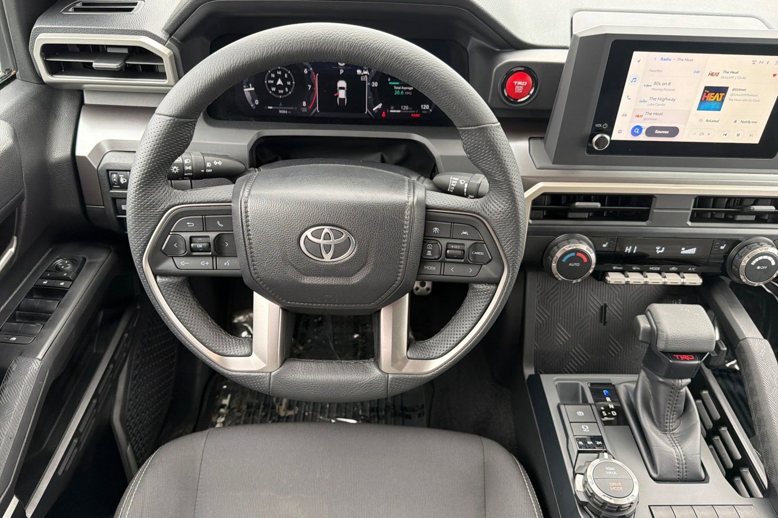 Used 2025 Toyota Tacoma TRD Sport AWD/4WD image 11