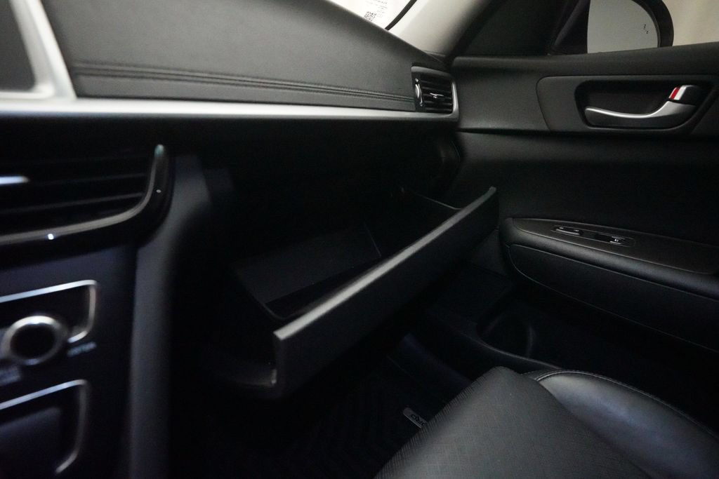 Used 2020 Kia Optima SE FWD image 29