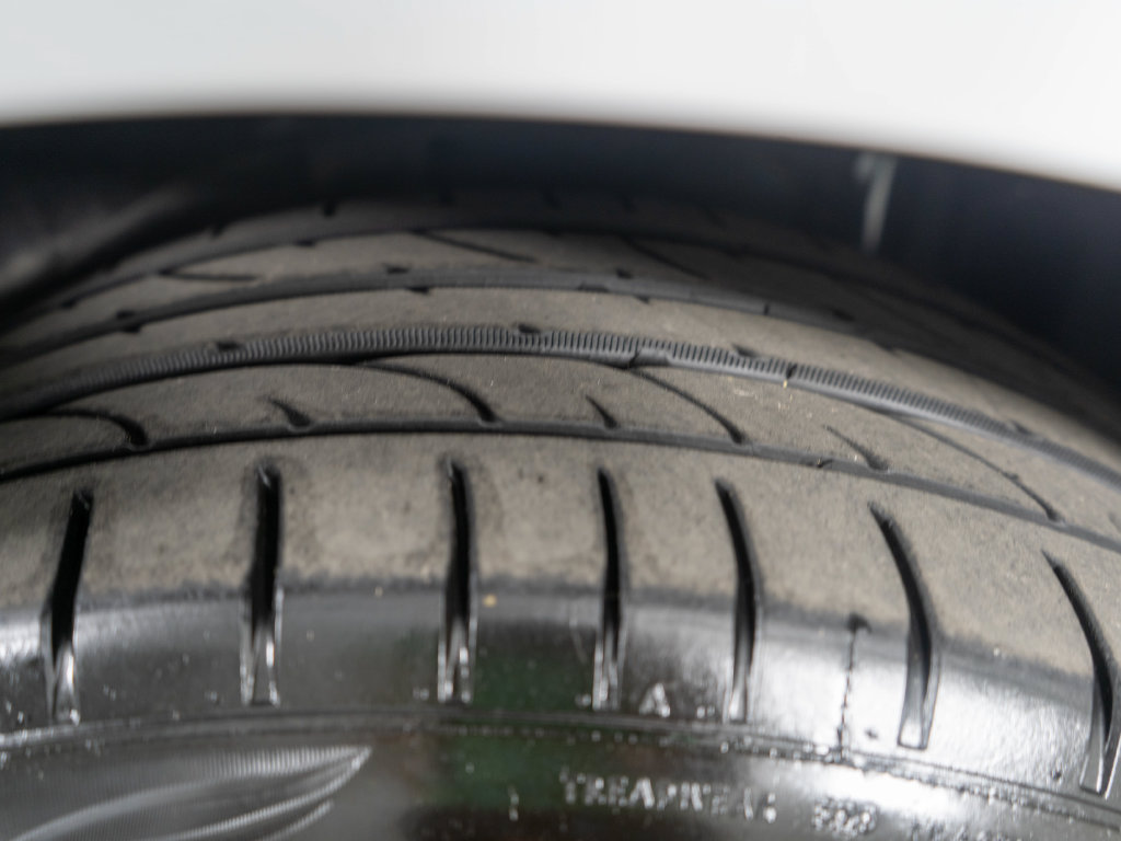 Used 2014 Ford Mustang GT RWD image 25