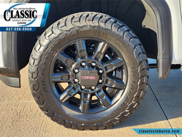 Used 2025 GMC Sierra 2500 AT4 w/ AT4 Premium Plus Package image 14