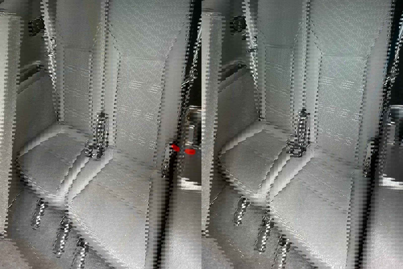 Used 2020 Kia Sorento S image 17