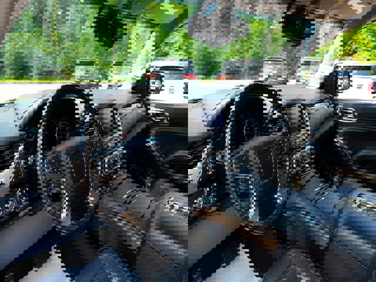 Used 2018 GMC Yukon Denali w/ Denali Ultimate Package image 19