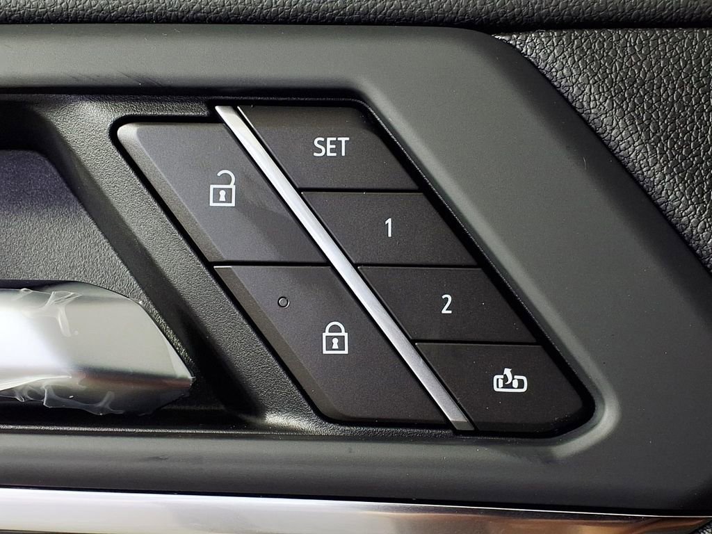 New 2026 GMC Terrain Elevation w/ Elevation Premium Package FWD image 18