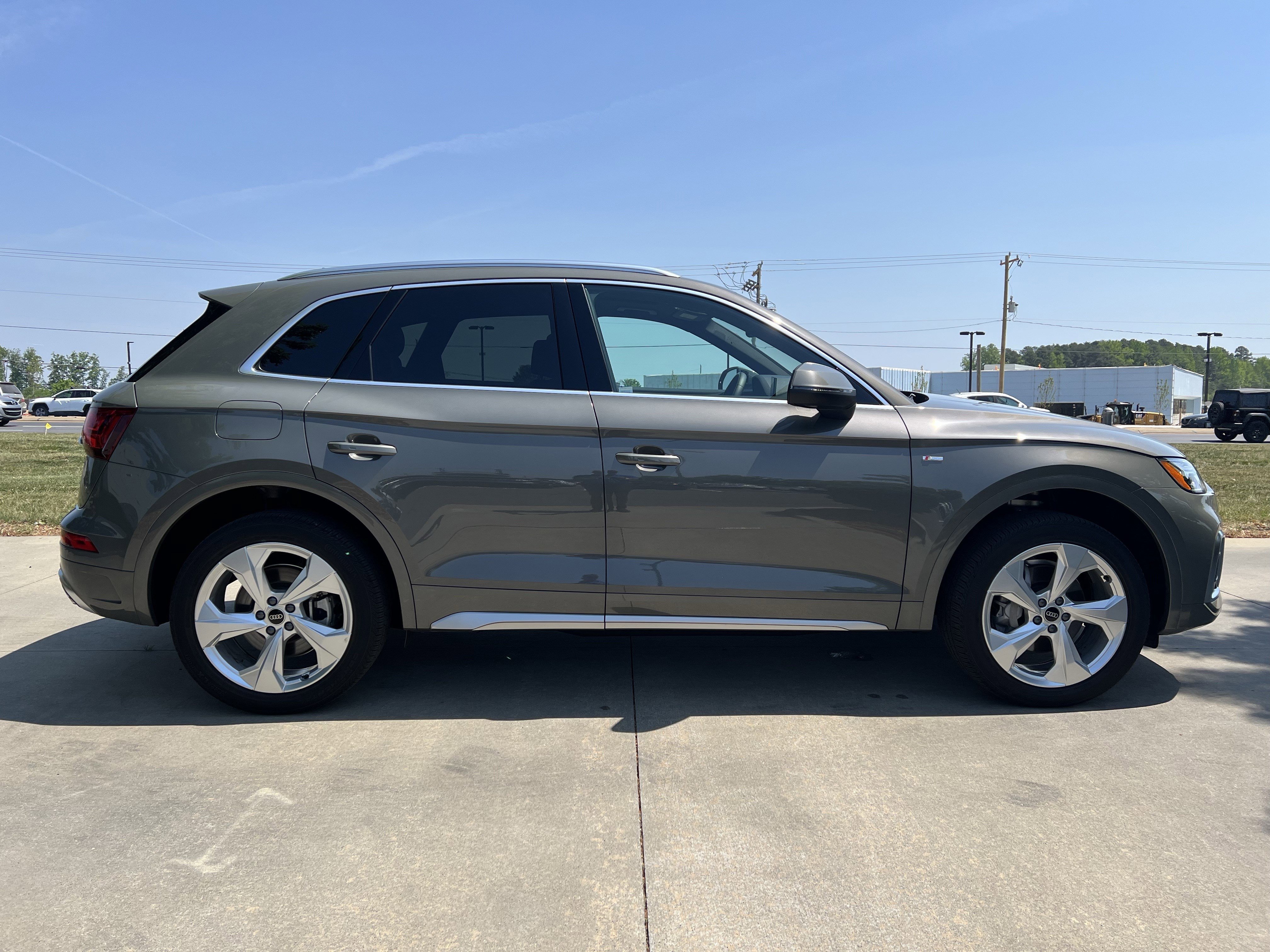 Used 2024 Audi Q5 2.0T Premium Plus AWD/4WD image 10