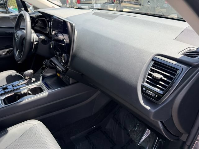 Used 2025 Lexus NX 350h AWD w/ Cold Area Package image 18