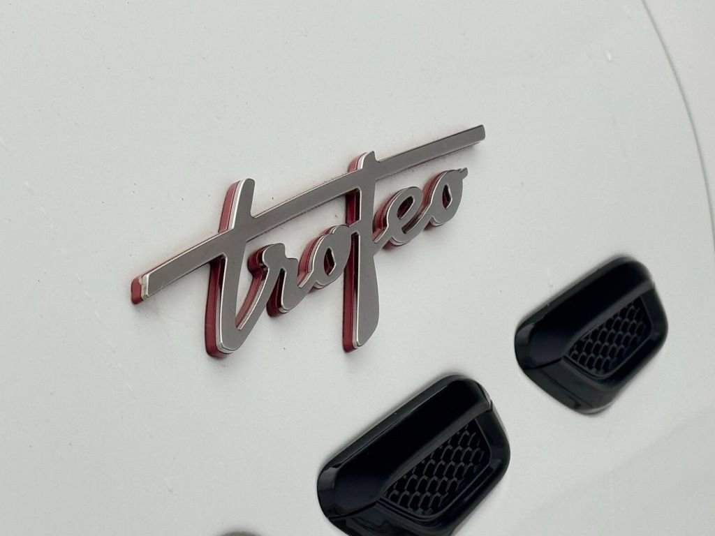 Used 2024 Maserati Grecale Trofeo image 35