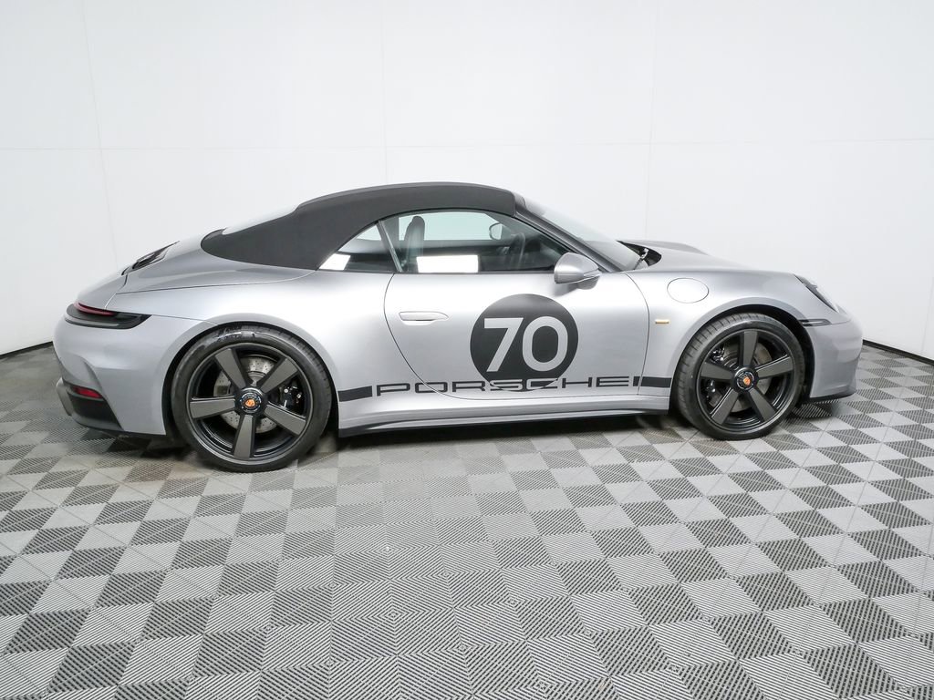 Certified 2026 Porsche 911 Carrera GTS RWD image 33