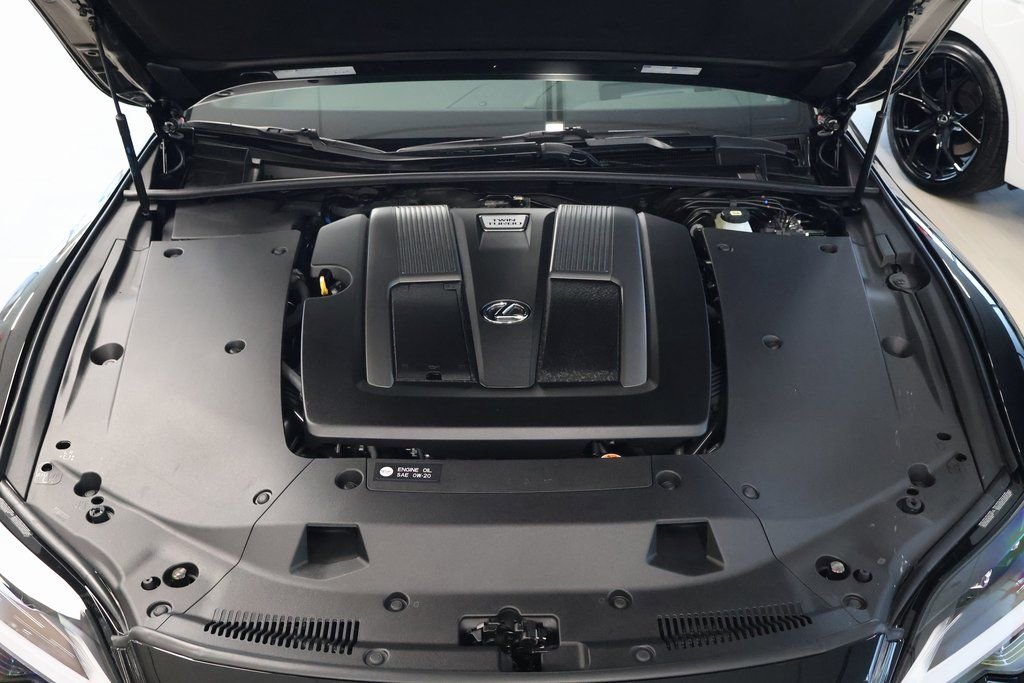 New 2026 Lexus LS 500 AWD image 10