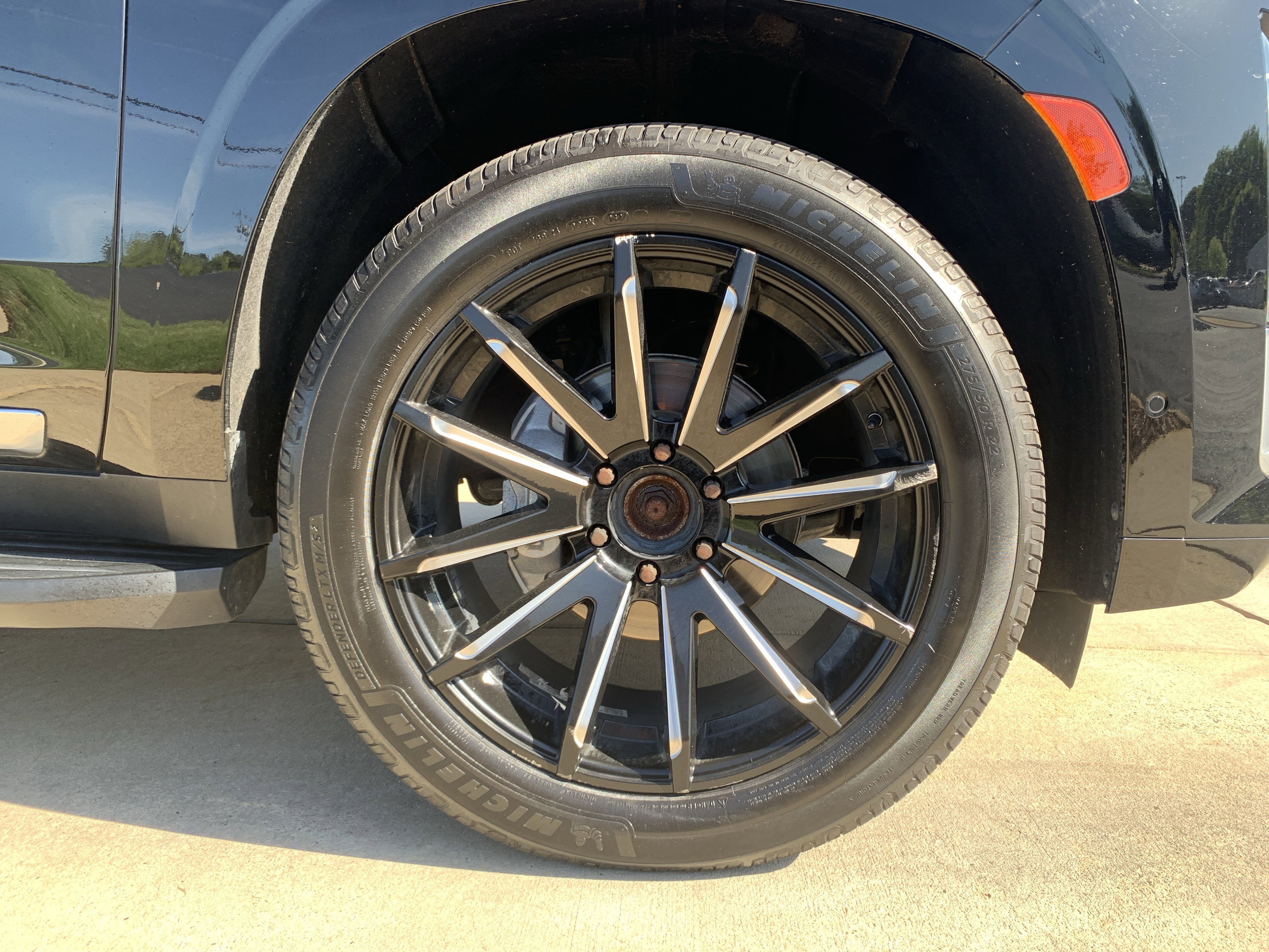 Used 2021 Cadillac Escalade ESV Premium Luxury image 13