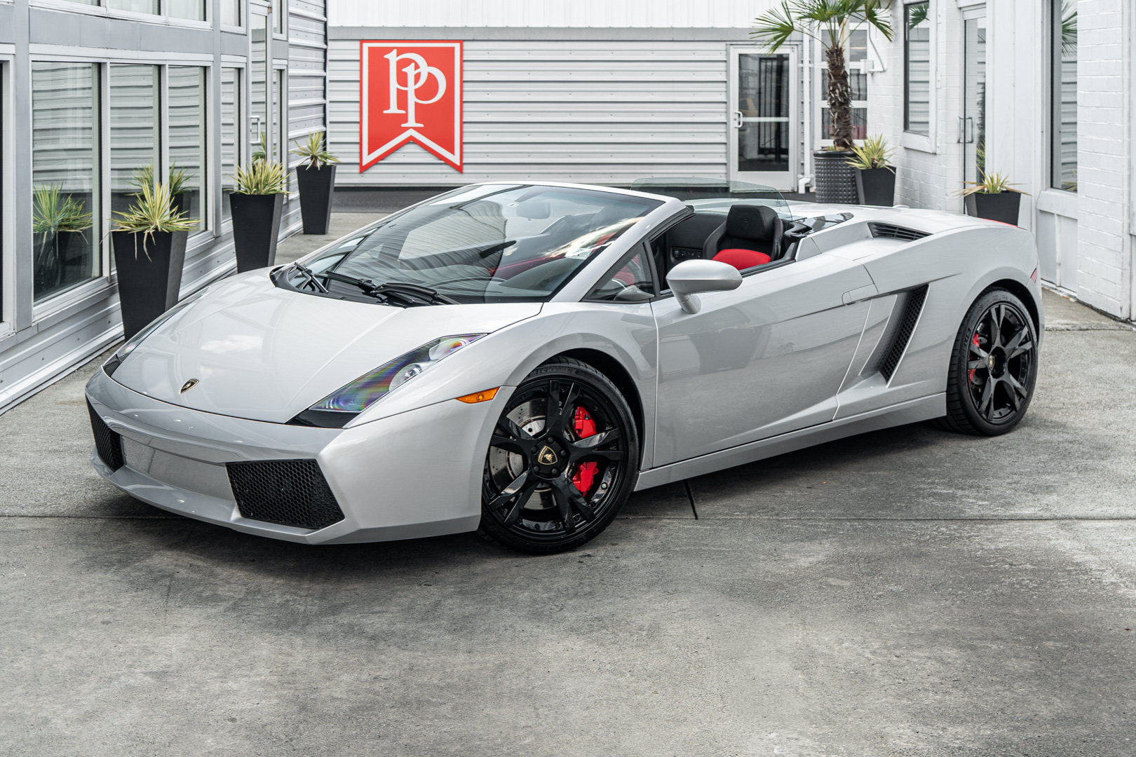 Used 2008 Lamborghini Gallardo Spyder AWD/4WD image 2