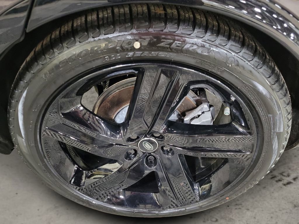 New 2026 Land Rover Discovery Dynamic SE AWD/4WD image 10