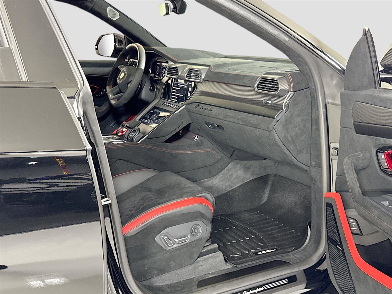 Used 2023 Lamborghini Urus Performante image 34