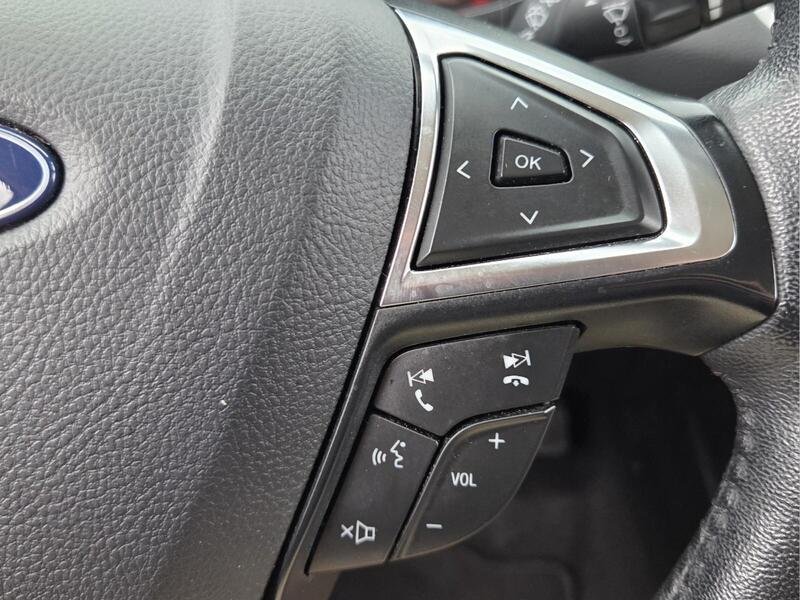 Used 2024 Ford Edge SEL AWD/4WD image 31