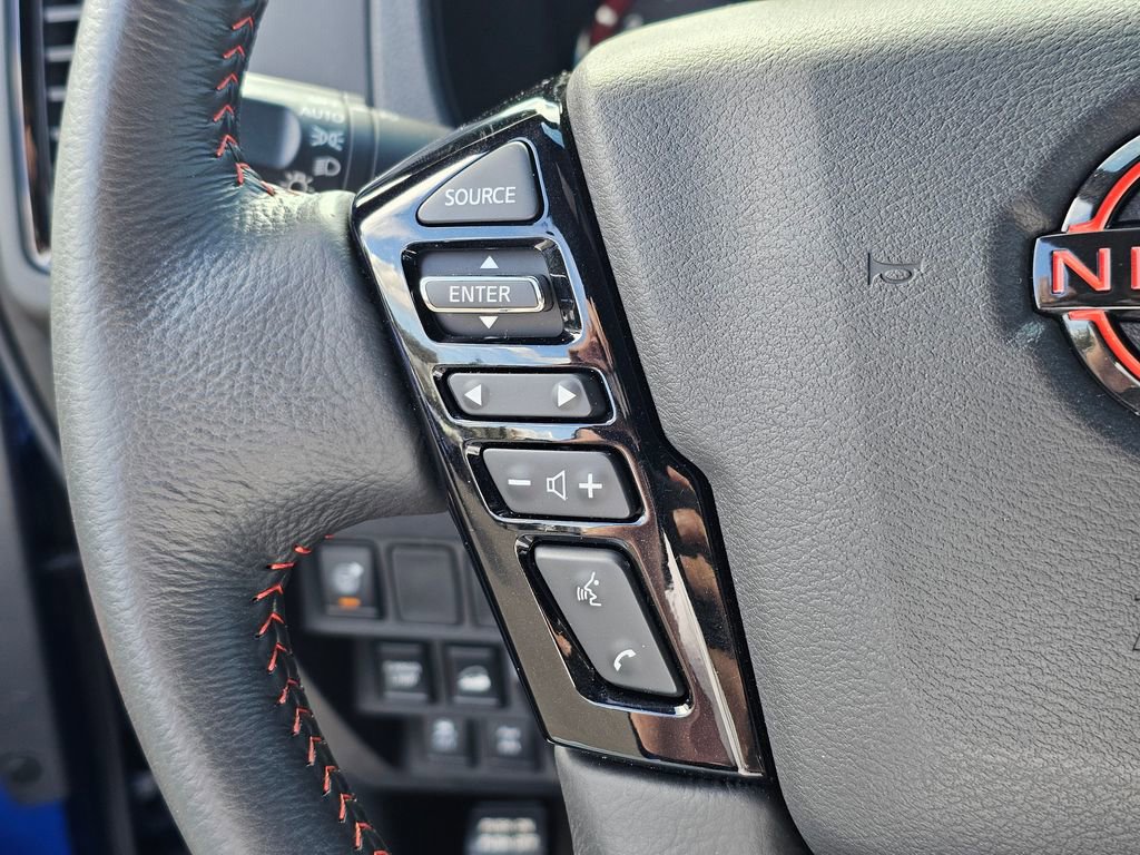 Used 2024 Nissan Frontier PRO-4X w/ Technology Package image 18