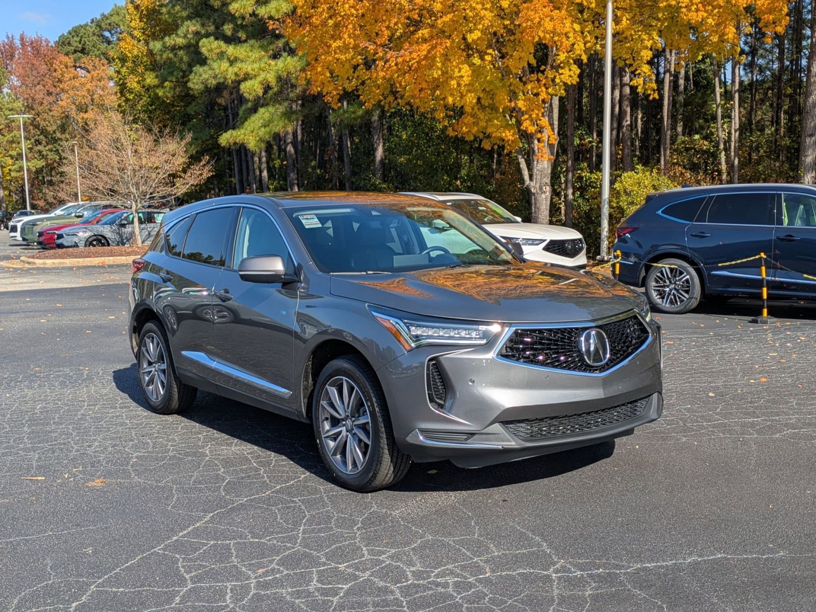 Certified 2023 Acura RDX FWD w/ Technology Package image 3