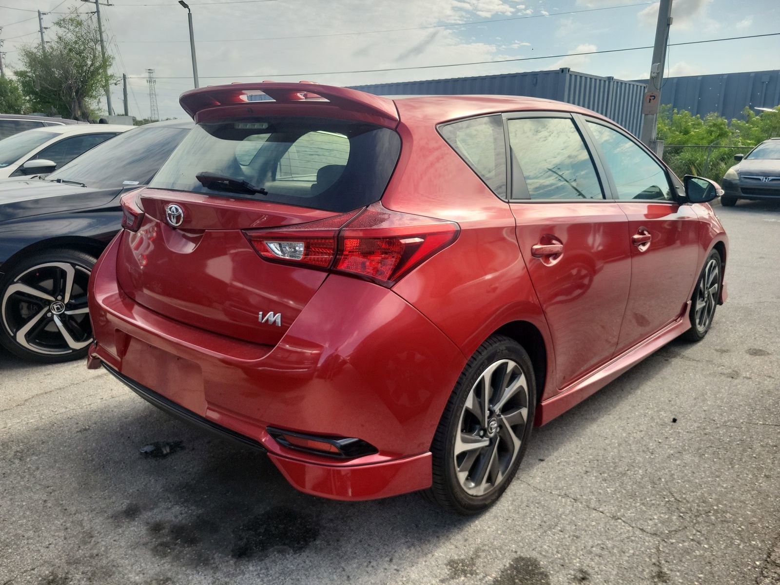 Used 2017 Toyota Corolla iM w/ Carpet Mat Package FWD image 4