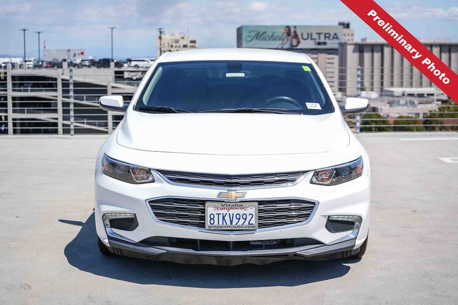 Used 2016 Chevrolet Malibu LT FWD image 2